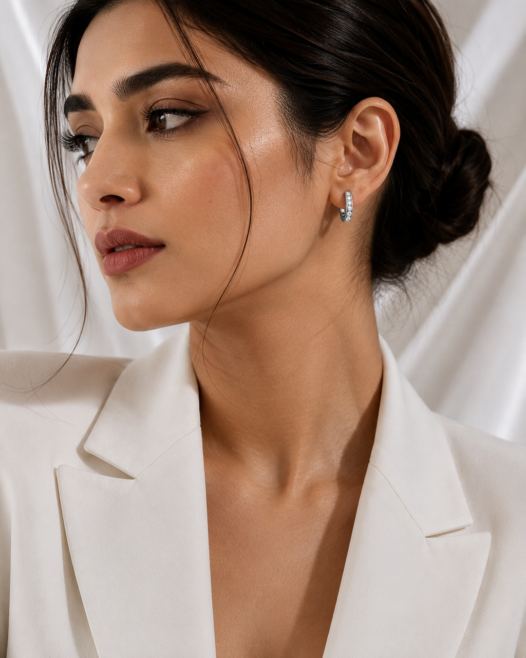 Luna Line Hoops