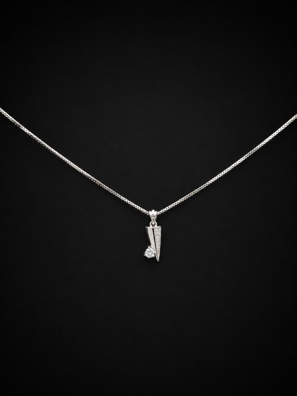Nova Edge Pendant