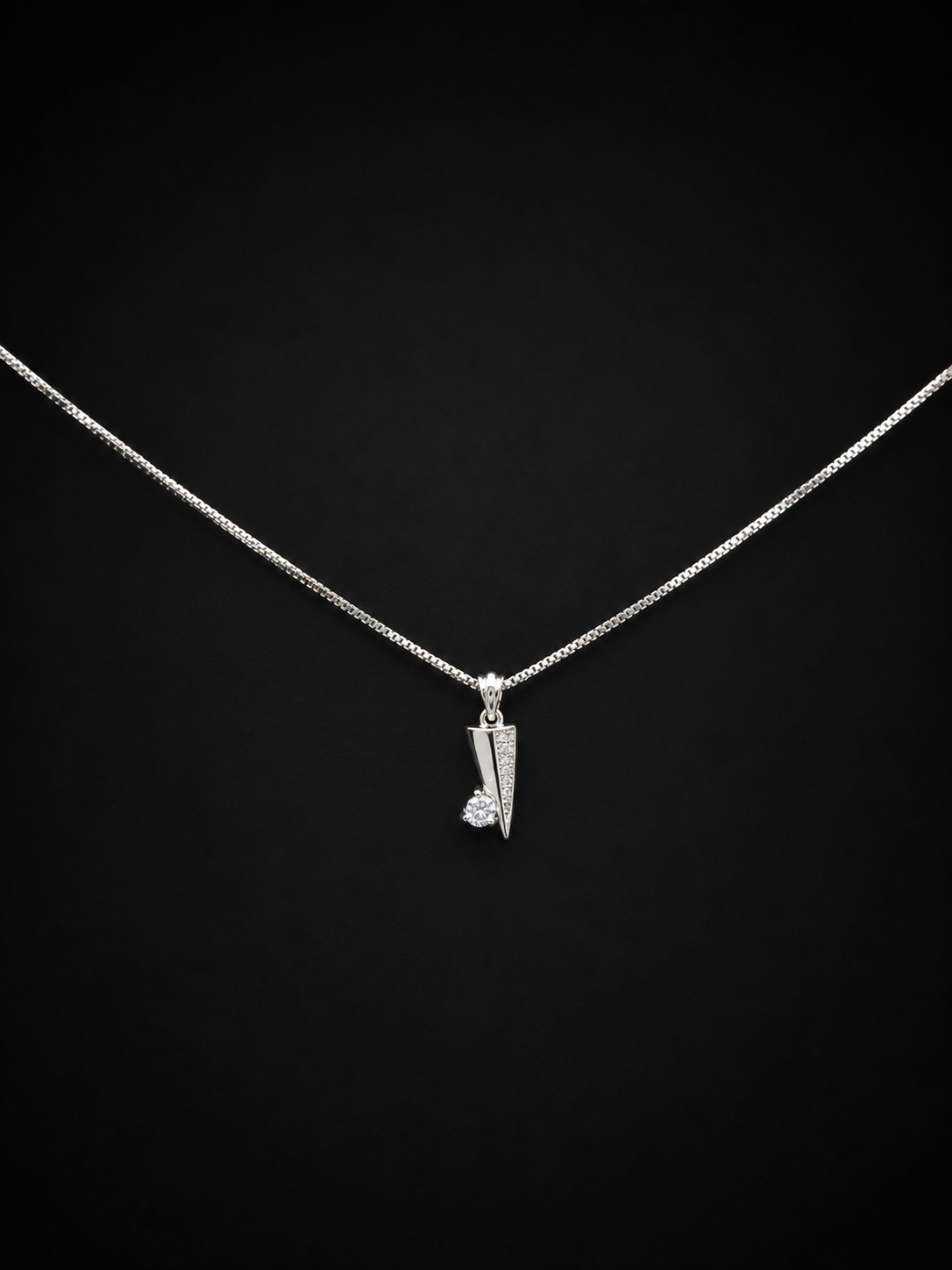 Nova Edge Pendant