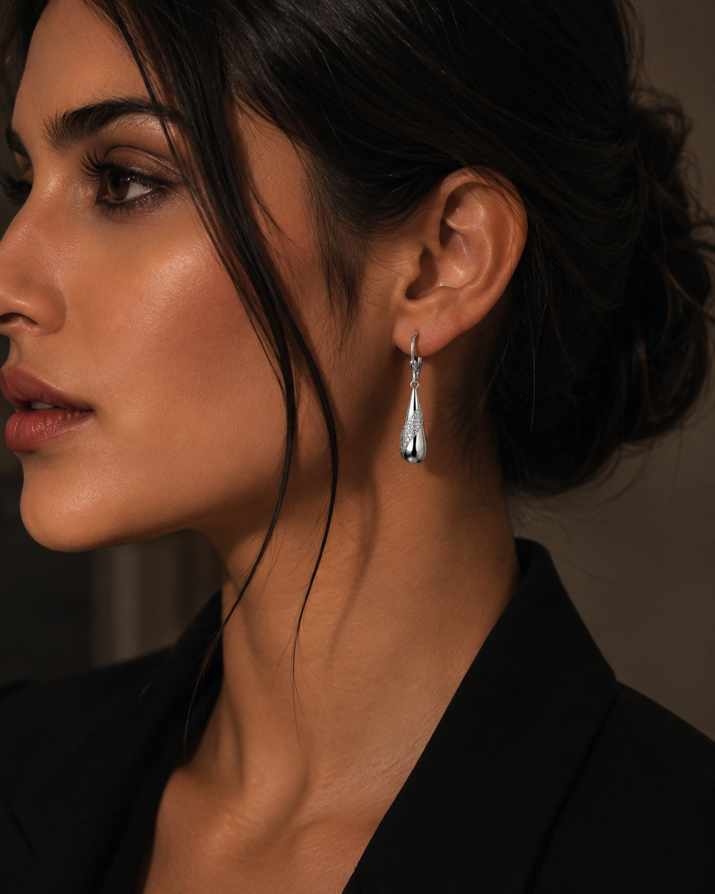 Noir Essence Drop Earrings